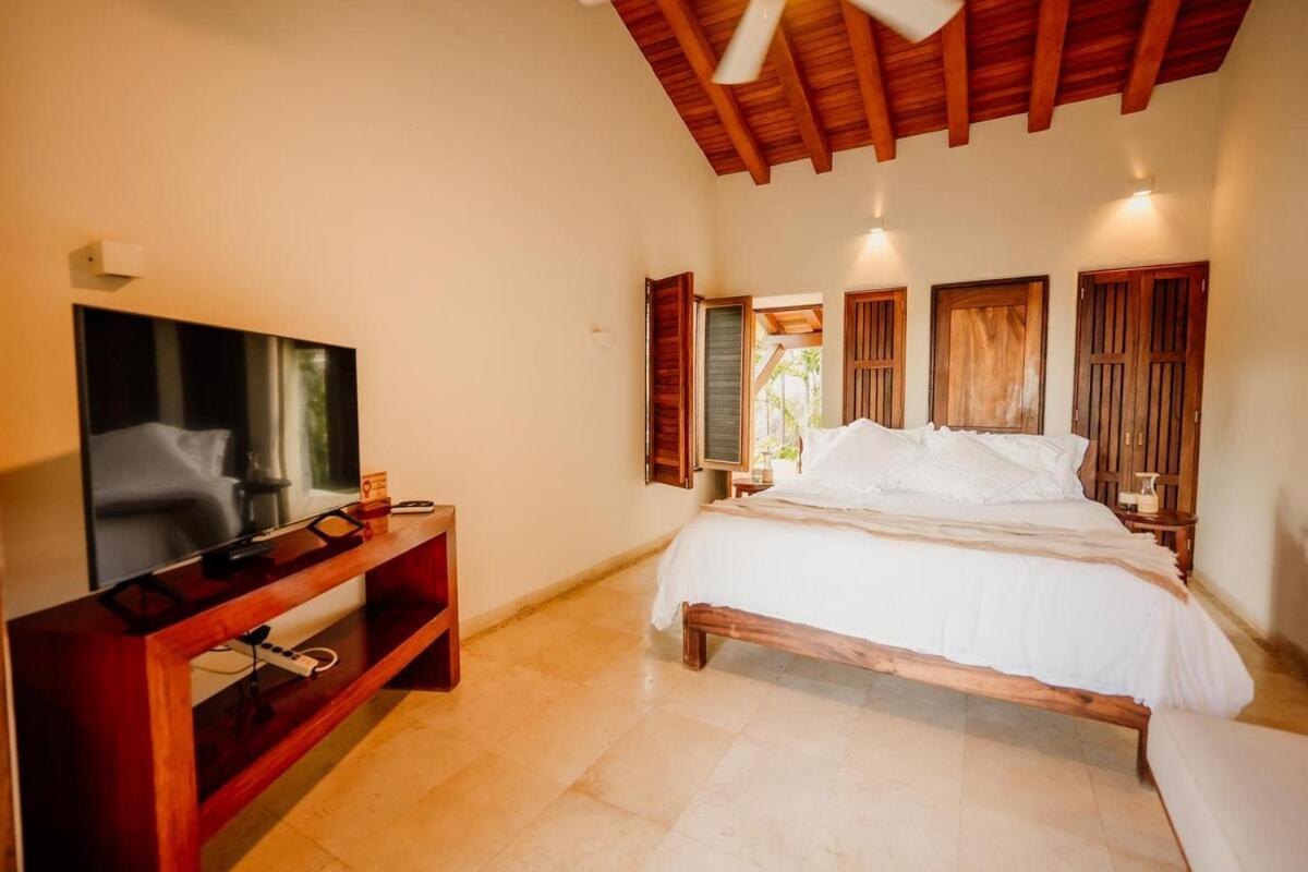 Dream Villa With Private Beach And Catering Zihuatanejo Kültér fotó