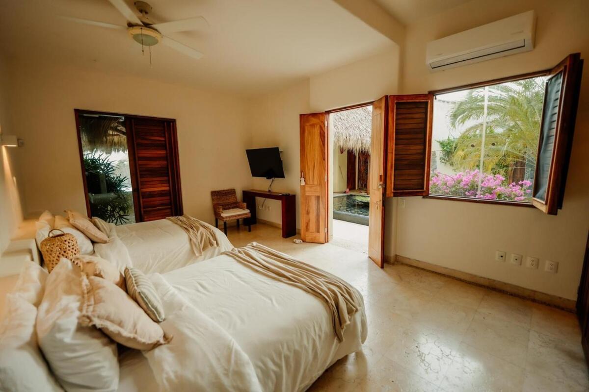 Dream Villa With Private Beach And Catering Zihuatanejo Kültér fotó